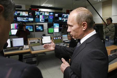 Путин может поучаствовать в дебатах. В штабе Зюганова уже готовятся