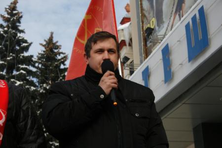"Армии нужен новый главнокомандующий – Г.А. Зюганов!" Состоялась массовая акция коммунистов Воронежской области