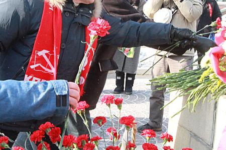 23 февраля три тысячи новосибирцев отказали в доверии Путину 