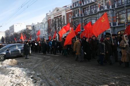 "Армии нужен новый главнокомандующий – Г.А. Зюганов!" Состоялась массовая акция коммунистов Воронежской области