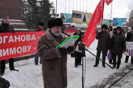 День Советской Армии и Военно-Морского Флота в Саратовской области: Зюганова - в президенты, Алимову - в губернаторы!
