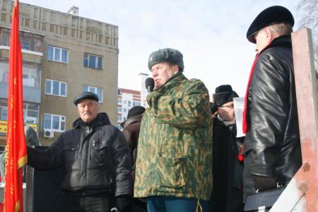 "Армии нужен новый главнокомандующий – Г.А. Зюганов!" Состоялась массовая акция коммунистов Воронежской области