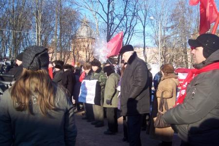 Путин, не трусь, выходи на дебаты! Митинг коммунистов Новгородской области