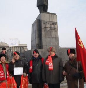 Красноярский край: Митинг в честь 94-й годовщины образования вооруженных сил страны