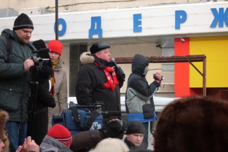 Хочешь изменений к лучшему? Сам стань изменением! Воронежские коммунисты приняли участие к шествии и митинге «За честные выборы», собравшем три тысячи человек