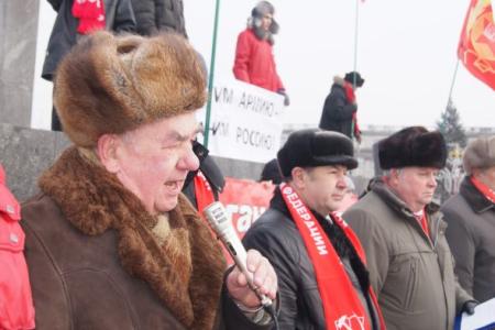 Красноярский край: Митинг в честь 94-й годовщины образования вооруженных сил страны