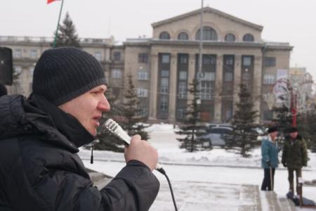 Красноярский край: Митинг в честь 94-й годовщины образования вооруженных сил страны