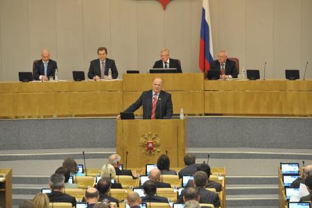 Депутаты-коммунисты в зале пленарных заседаний Госдумы. Фоторепортаж Николая Малышева
