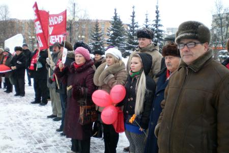 Калуга: Армия – будь с народом! Вместе – победим!