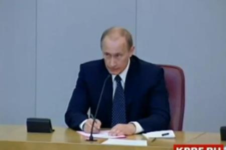Видео. Виртуальные теледебаты Зюганов vs Путин. Почему премьер не придет на дискуссию с лидером оппозиции 27 февраля