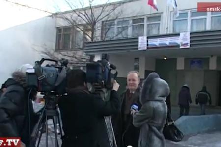 Видео. Лидер омских коммунистов Александр Кравец на избирательном участке прокомментировал итоги выборной кампании