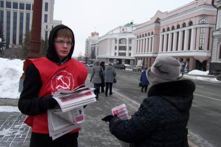 Акция протеста в Казани против нелегитимных выборов президента РФ