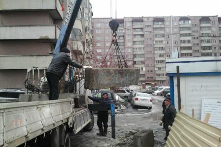 Новосибирск. Жители Шевченковского жилмассива возвели баррикады, чтобы предотвратить точечную застройку
