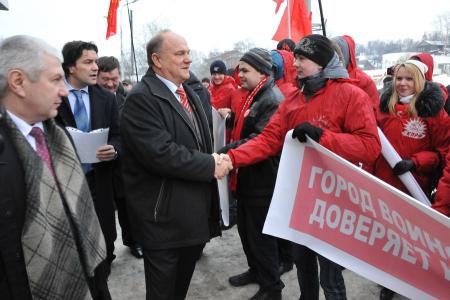 Г.А. Зюганов: «Не позволим править нами ворам и предателям!» В завершение выборной кампании лидер КПРФ посетил старинный русский город Владимир