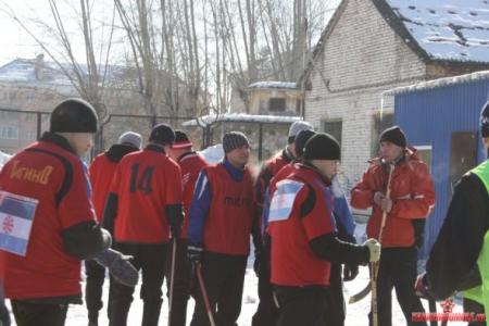 Красноярский край: Турнир по хоккею с мячом в валенках