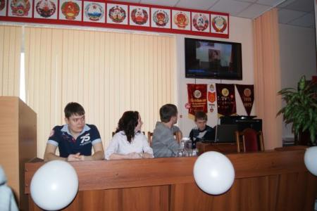 Красноярский край. Будущие политологи выбирают КПРФ: Зачёт, ребята!