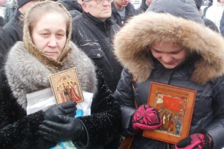 Ульяновск, 26 марта 2012 года: «Не лезь, НАТО! Получишь гранату!»