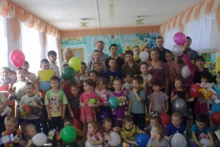 Алтайский край. Молодые коммунисты шефствуют над детскими домами