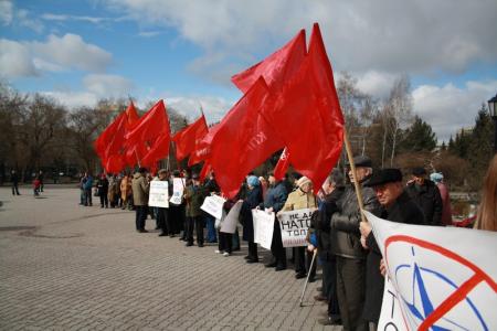 Видео. Новосибирцы протестуют против размещения базы НАТО в Ульяновске