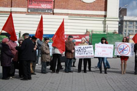 Видео. Новосибирцы протестуют против размещения базы НАТО в Ульяновске