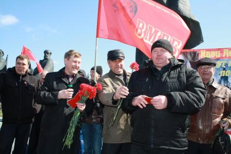 Новосибирцы отпраздновали День рождения Ленина