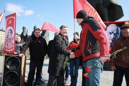 Новосибирцы отпраздновали День рождения Ленина