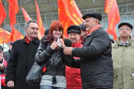 Г.А. Зюганов на митинге в Москве: Нас не поставить на колени!