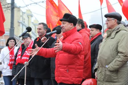 Г.А. Зюганов на митинге в Москве: Нас не поставить на колени!