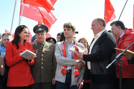 НАТО не пройдет! Репортаж о митинге КПРФ в городе Ульяновске