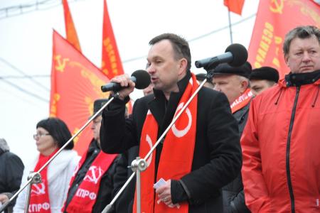 Г.А. Зюганов на митинге в Москве: Нас не поставить на колени!