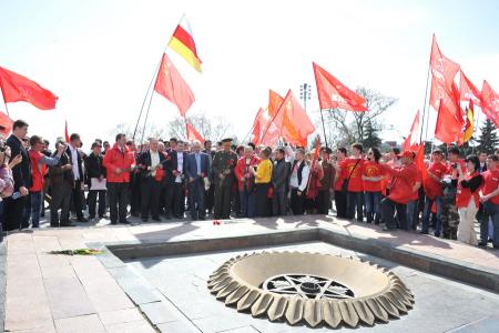 НАТО не пройдет! Репортаж о митинге КПРФ в городе Ульяновске