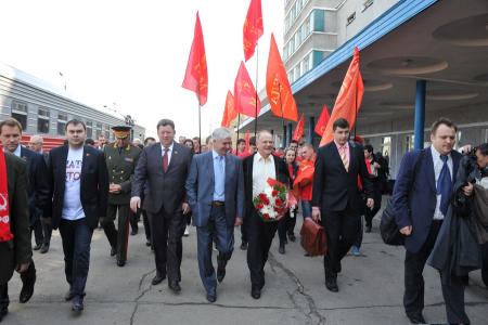 НАТО не пройдет! Репортаж о митинге КПРФ в городе Ульяновске