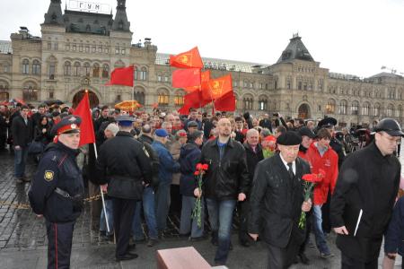 Возложение цветов к Мавзолею  посвященное 142-й годовщине со дня рождения В.И. Ленина (Фоторепортаж)