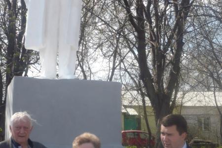 Депутат-коммунист Олег Лебедев ведет ремонт и восстановление памятников В.И. Ленину в Тульской области