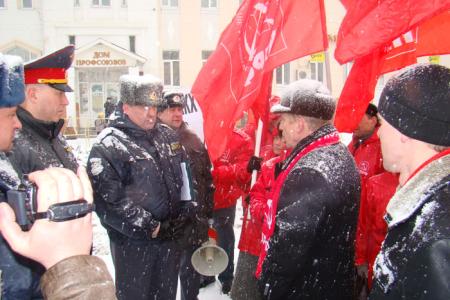 Иваново: «Нет полицейскому произволу!» Солидарность коммунистов в действии