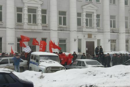 Иваново: «Нет полицейскому произволу!» Солидарность коммунистов в действии