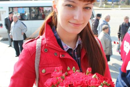 Торжественное возложение цветов к памятнику В.И. Ленину в Екатеринбурге