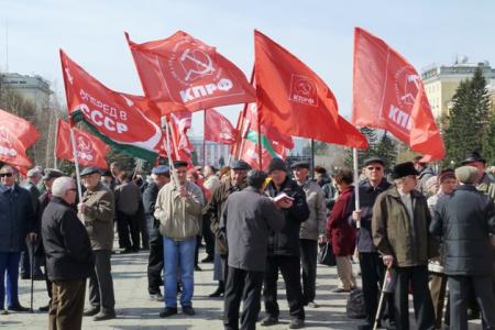 Алтайский край. «Россия требует перемен! За достойную жизнь!», «Нет базе НАТО в Ульяновске!»