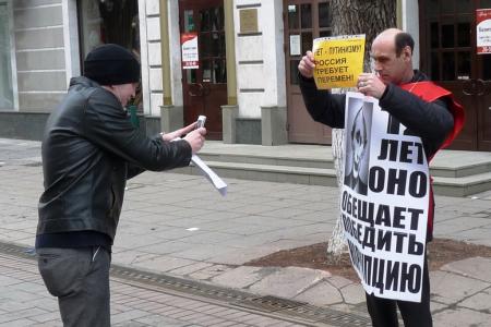 Встреча саратовцев с депутатом-коммунистом Ольгой Алимовой
