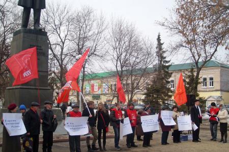 В Пензе прошел пикет «За честные выборы и достойную жизнь!»
