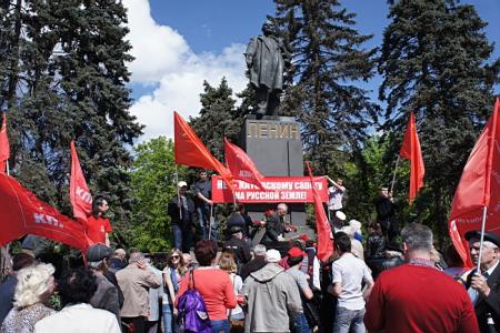Ростовчане отметили годовщину со дня рождения Ленина митингами