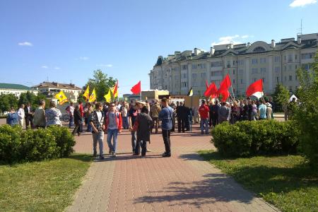 В Орле коммунисты протестовали против коррупционного раздела денег на памятник генералу Ермолову