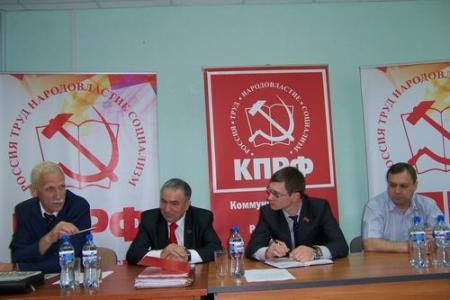 Татарстан. Пресс-конференция депутатов-коммунистов: О вступлении России в ВТО, протестных настроениях, новом составе правительства