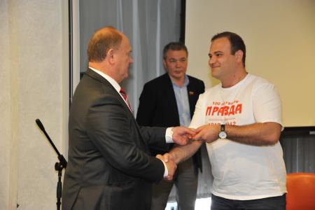 Г.А. Зюганов на «круглом столе» с редакторами коммунистических изданий из 30 стран мира и 80 регионов России: «Мы сохранили партию и красный ген!»