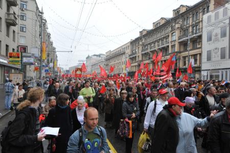 Марш-шествие КПРФ 9 мая 2012 года в Москве (Фоторепортаж)