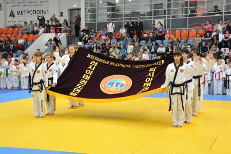 Ударим вместе! В Москве открылся Чемпионат России по тэквон-до, организованный при поддержке КПРФ