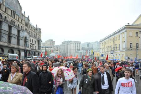 Марш-шествие КПРФ 9 мая 2012 года в Москве (Фоторепортаж)