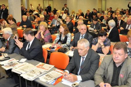Г.А. Зюганов на «круглом столе» с редакторами коммунистических изданий из 30 стран мира и 80 регионов России: «Мы сохранили партию и красный ген!»