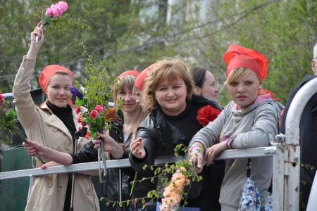 Первомайская демонстрация КПРФ в Москве (фоторепортаж)