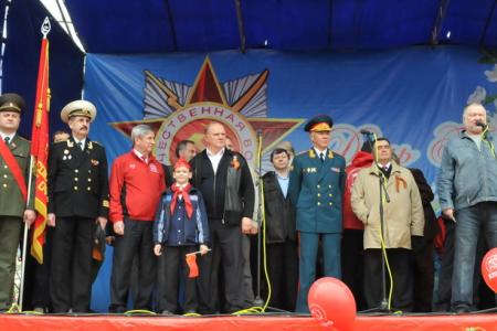 Марш-шествие КПРФ 9 мая 2012 года в Москве (Фоторепортаж)